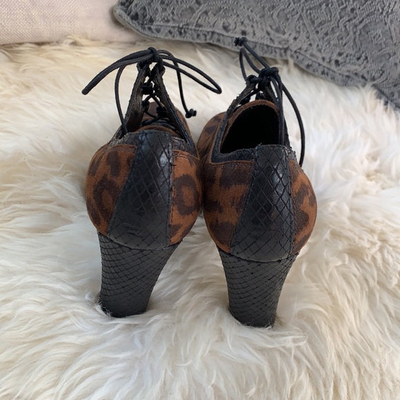 Stuart Weitzman | Snake Leather/Suede LaceUp Heels - Picture 5 of 6